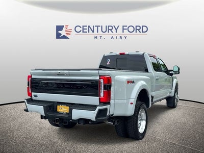 2025 Ford F-450 Platinum DRW