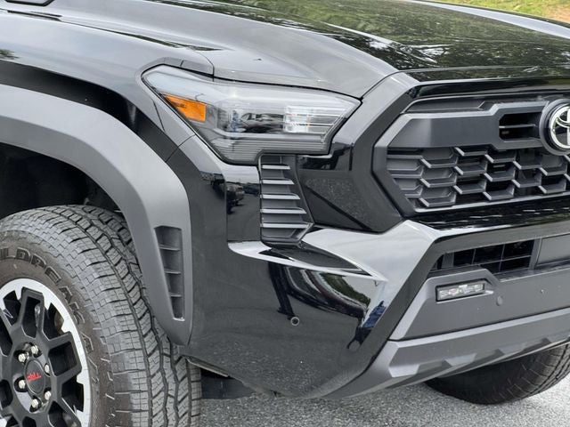2025 Toyota Tacoma Hybrid TRD Off Road