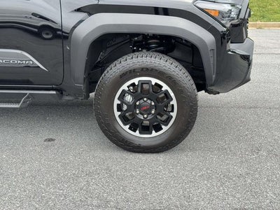 2025 Toyota Tacoma Hybrid TRD Off Road