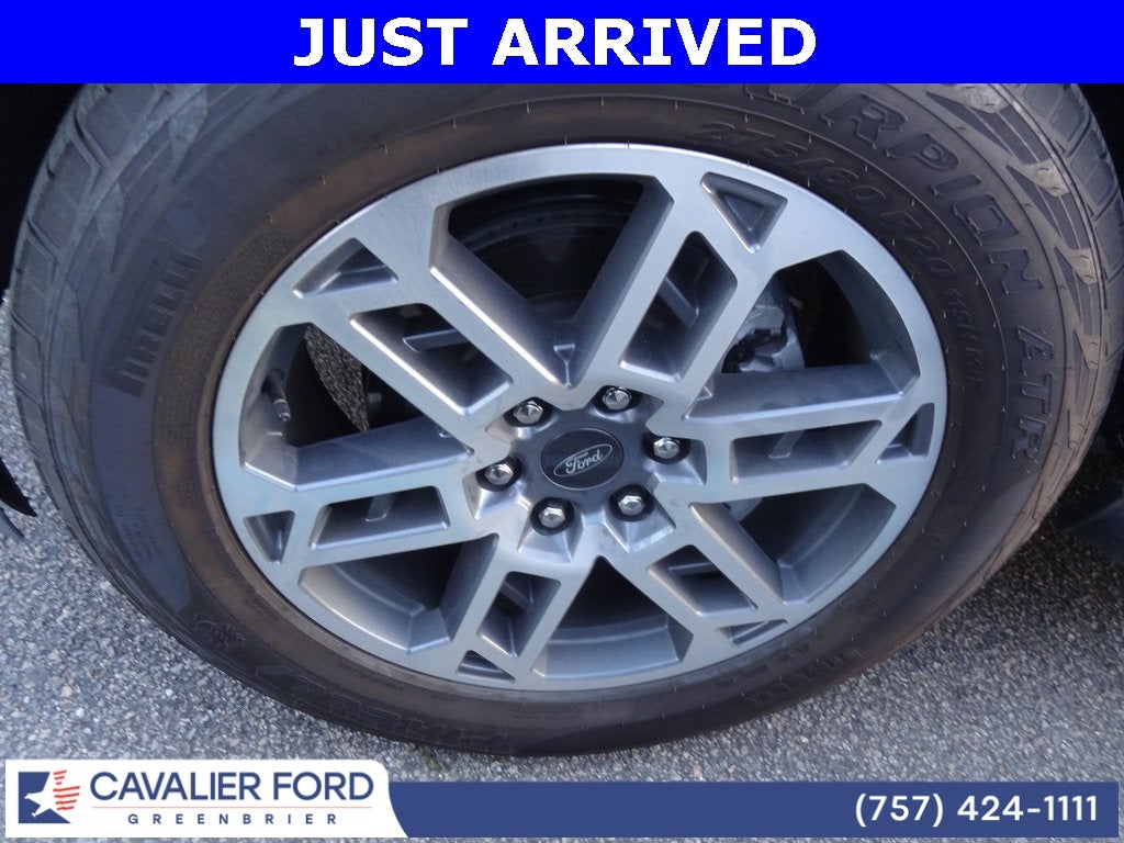 2025 Ford Expedition Active