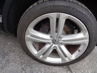 2017 Volkswagen Touareg V6 Executive 4Motion