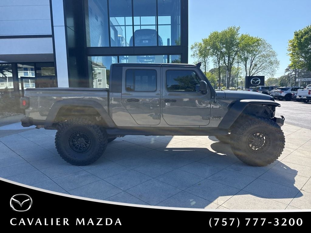 2023 Jeep Gladiator Sport