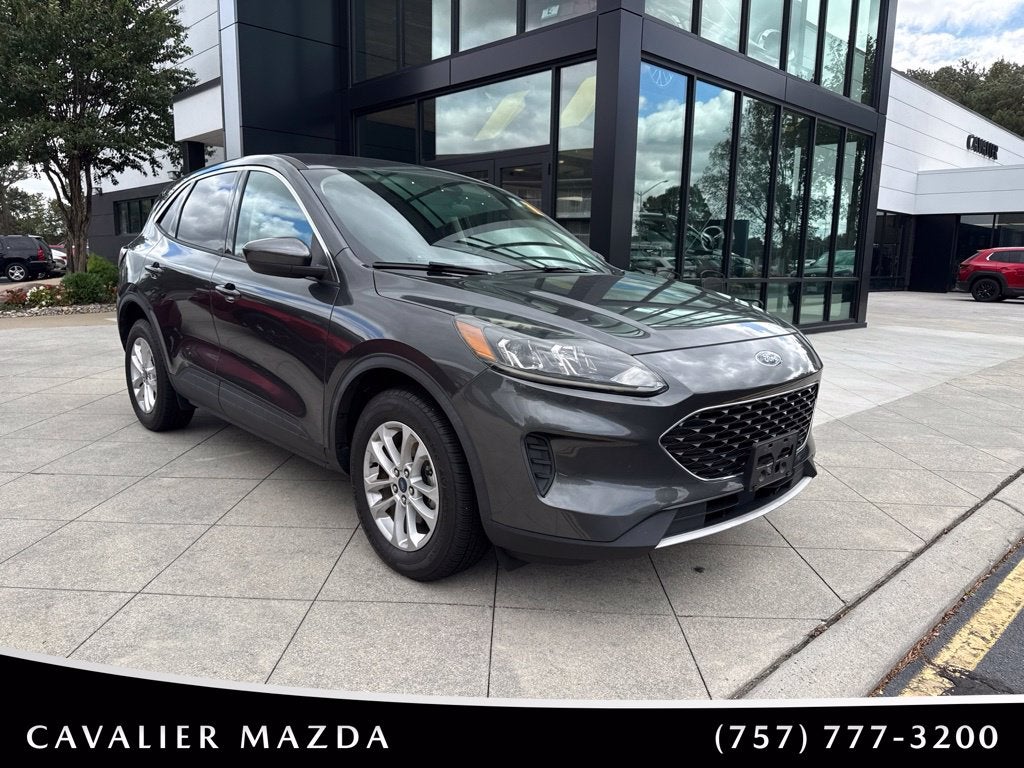 2020 Ford Escape SE