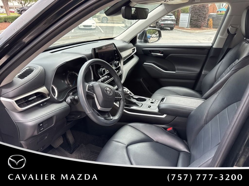 2023 Toyota Highlander Hybrid XLE