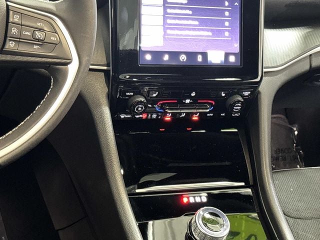 2024 Jeep Grand Cherokee L Altitude X 4x4