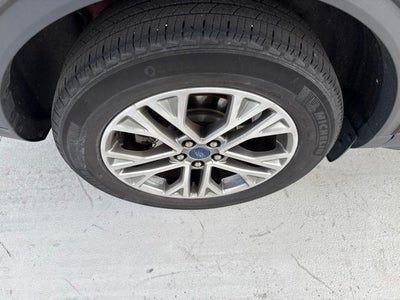 2022 Ford Escape SEL