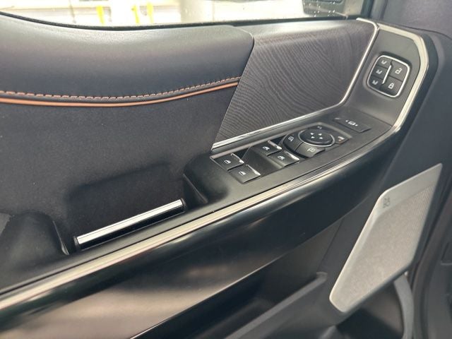 2024 Ford F-250SD Platinum