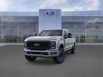 2025 Ford Super Duty F-350® Lariat®