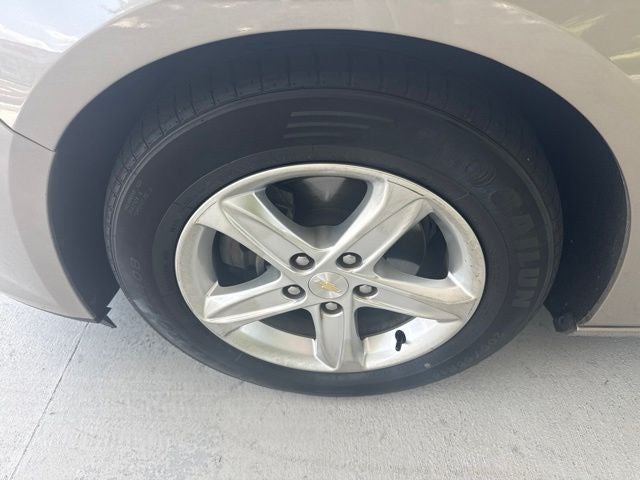 2023 Chevrolet Malibu LT w/1LT