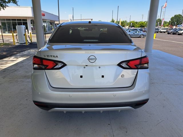 2023 Nissan Versa 1.6 S