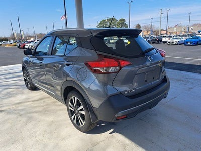 2019 Nissan Kicks SR