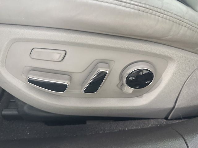 2016 Hyundai Genesis 3.8