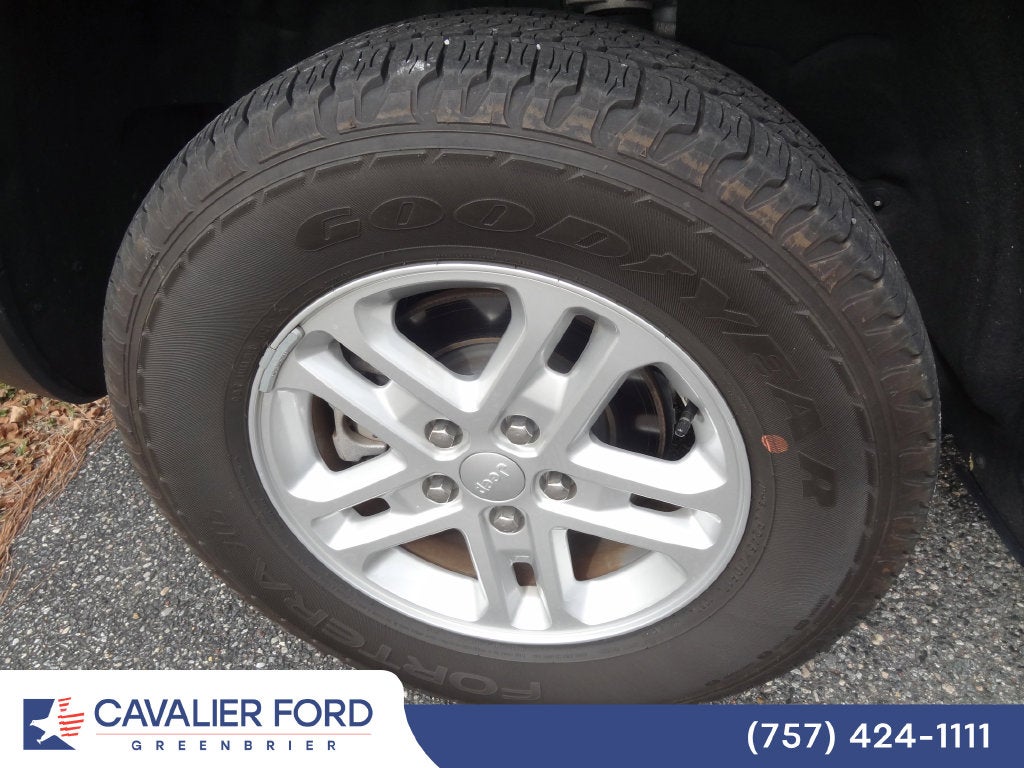 2024 Jeep Grand Cherokee Laredo