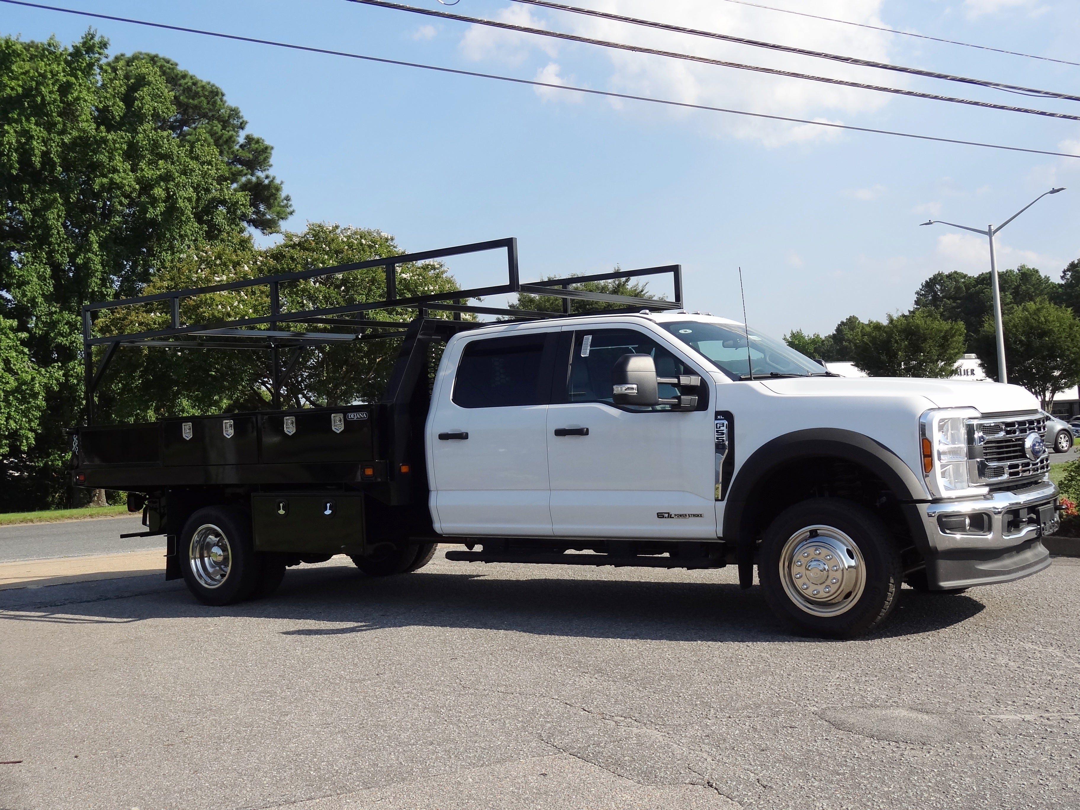 2025 Ford Chassis Cab F-550® XL