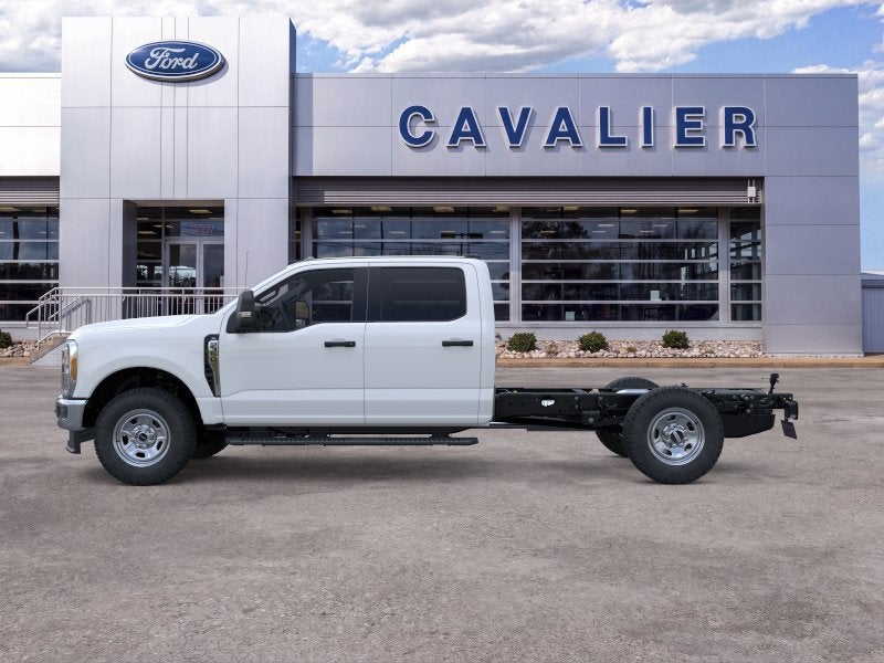 2026 Ford Chassis Cab F-350® XL