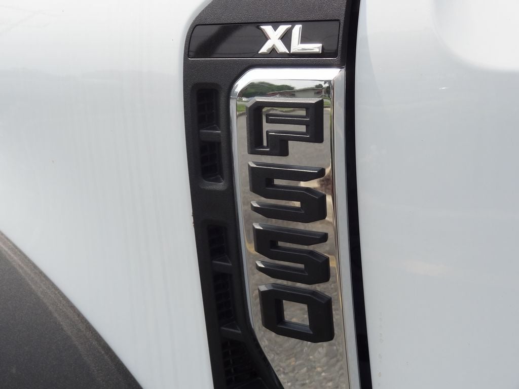 2026 Ford Chassis Cab F-550® XL