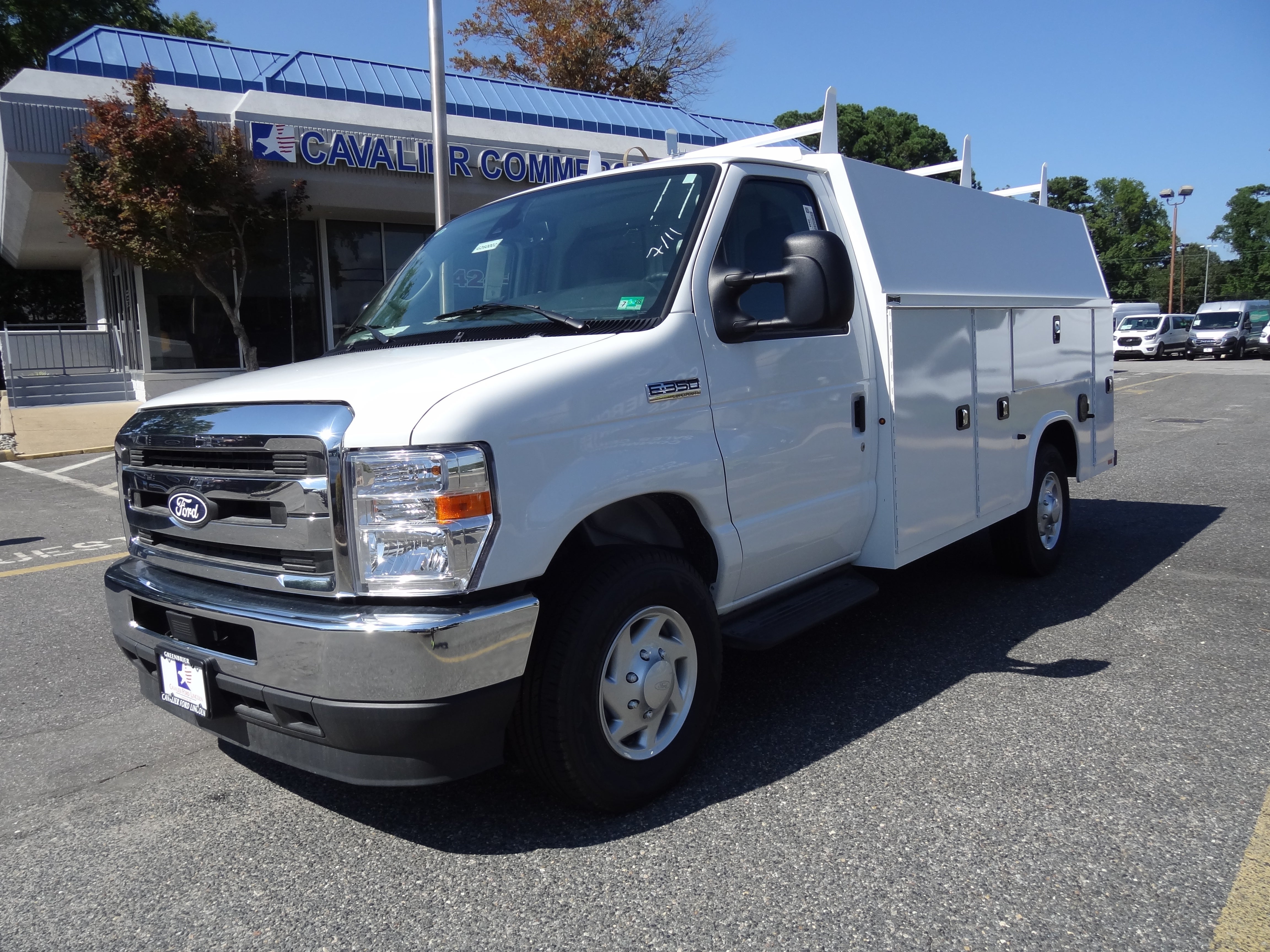 2026 Ford Econoline Cutaway E-350 SRW