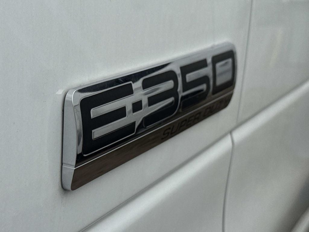 2025 Ford Econoline Cutaway E-350 SRW