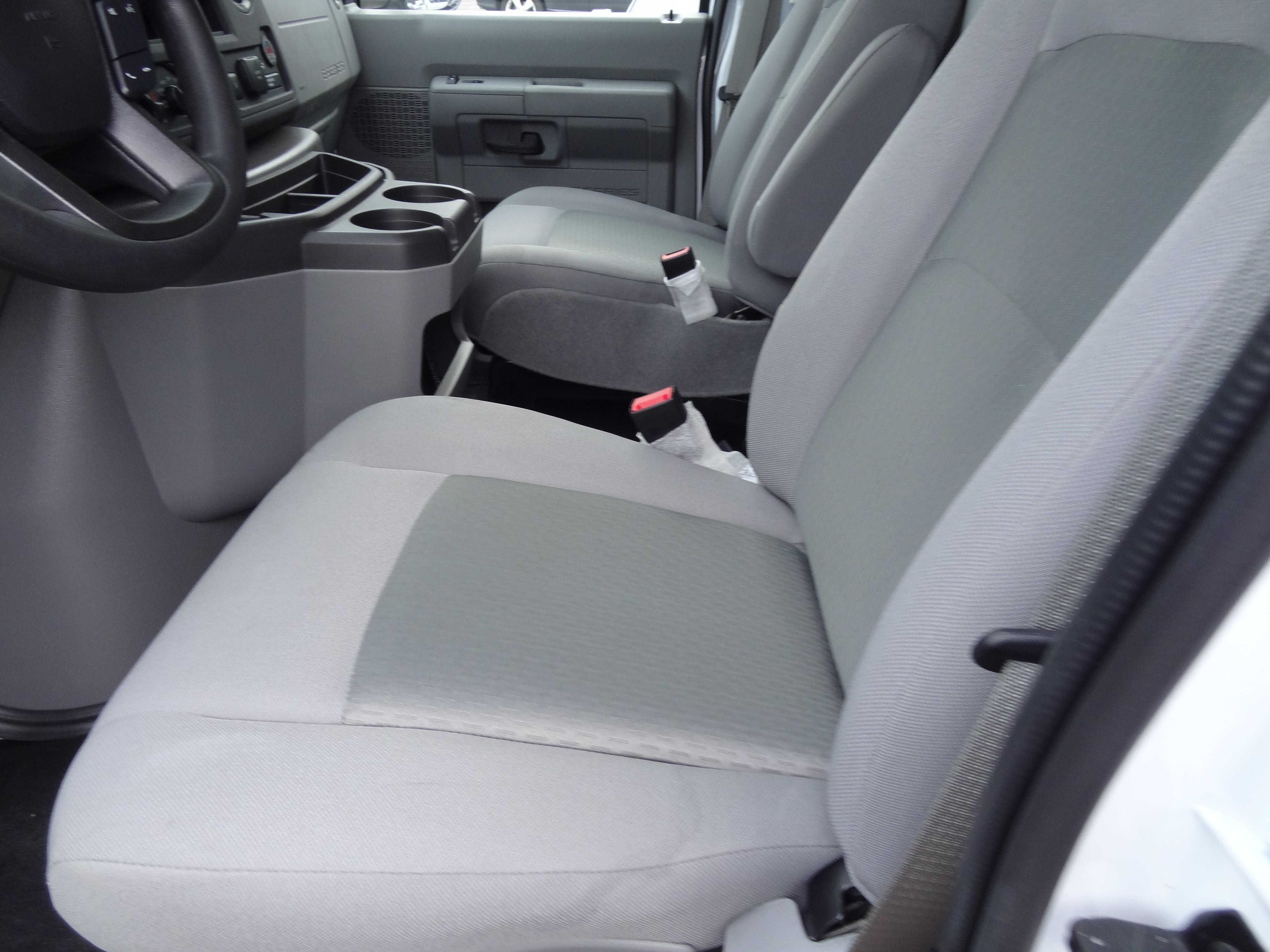 2026 Ford Econoline Cutaway E-350 SRW