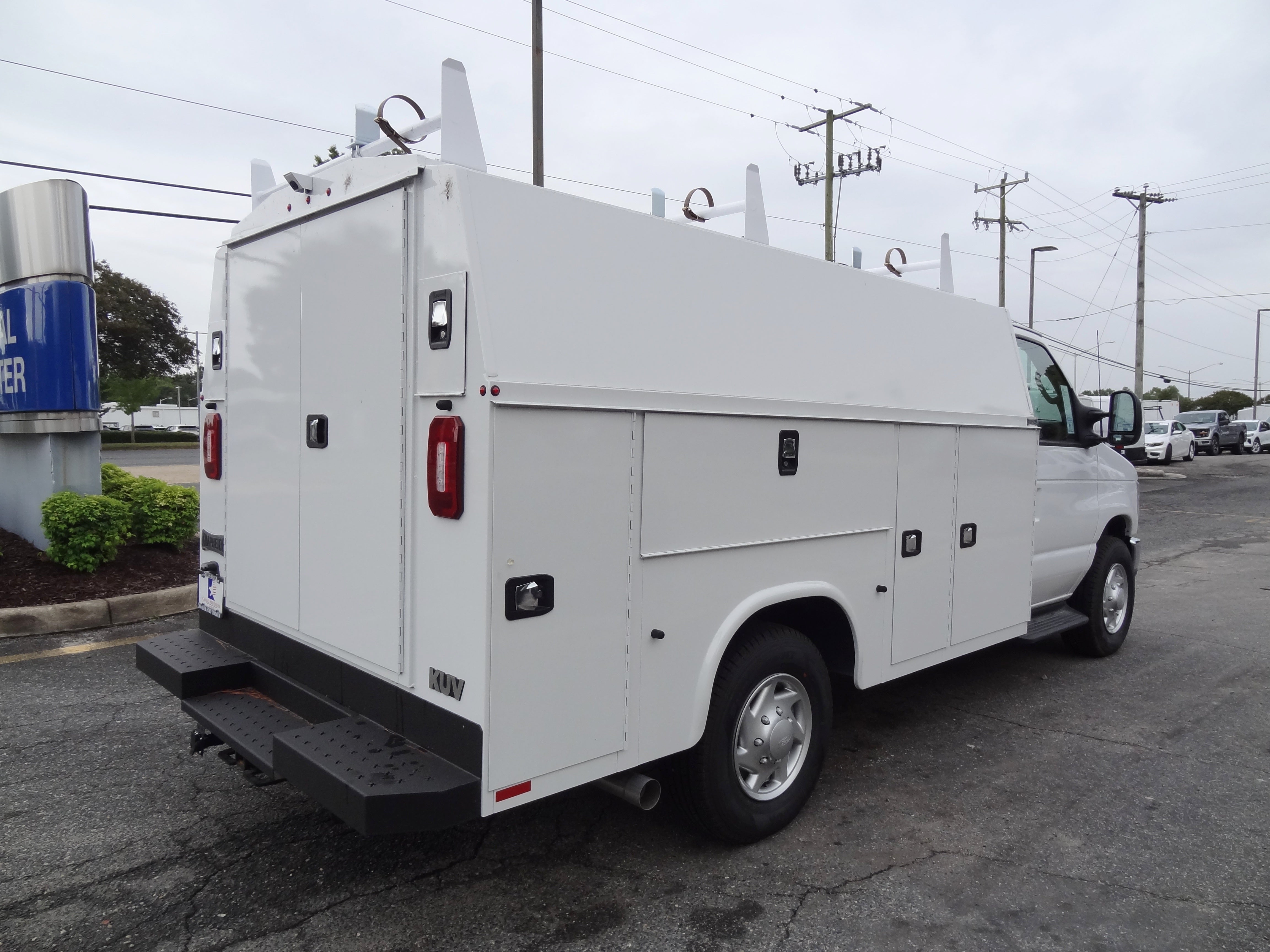 2026 Ford Econoline Cutaway E-350 SRW