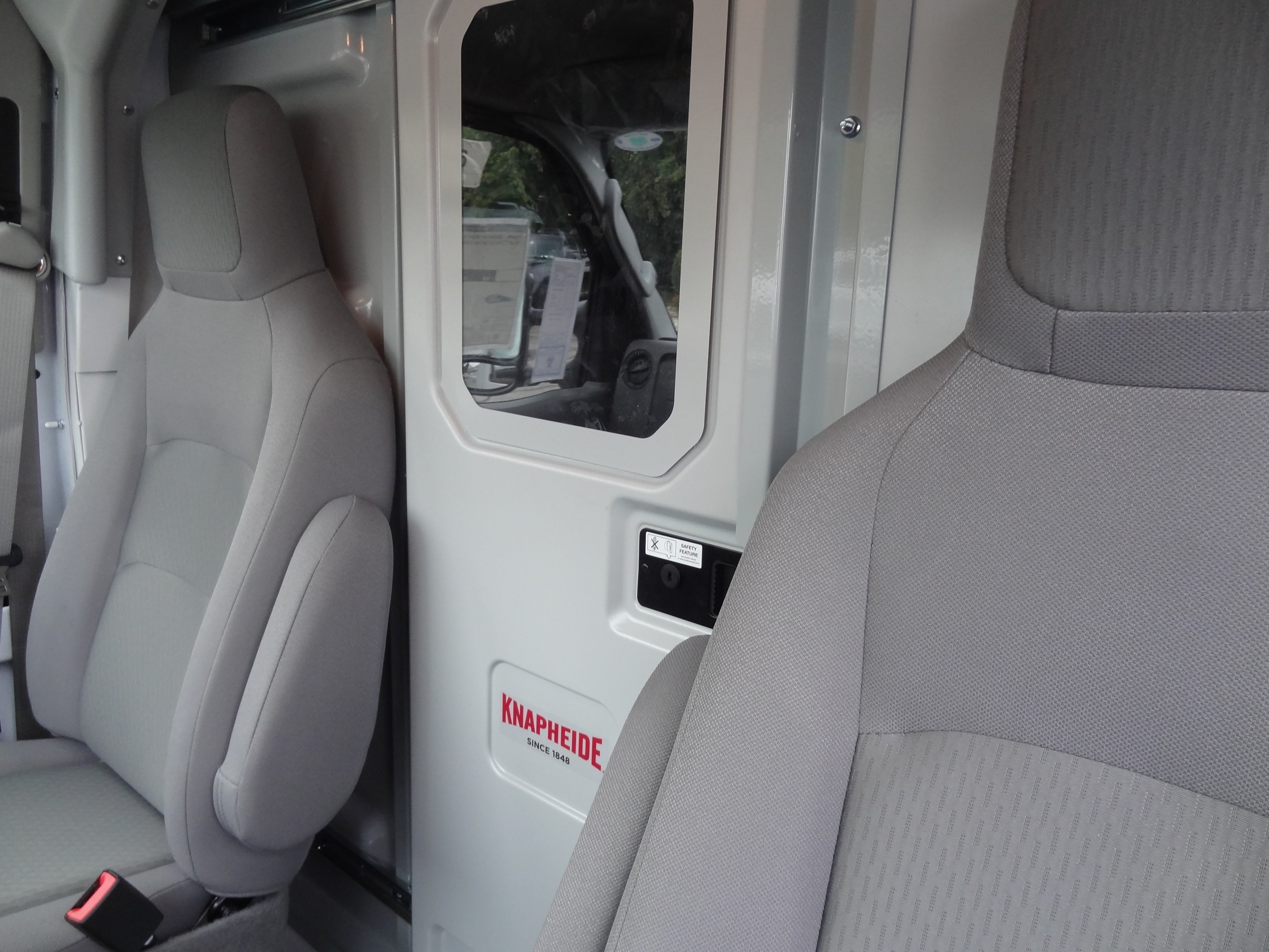 2026 Ford Econoline Cutaway E-350 SRW