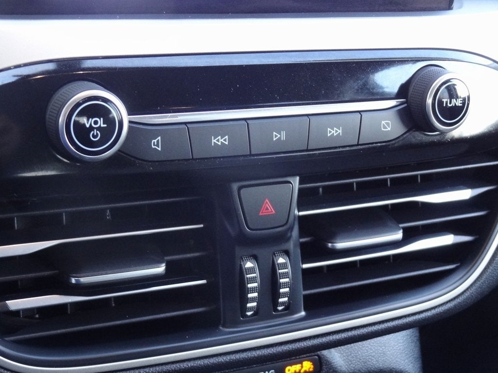 2022 Ford Escape Hybrid SE