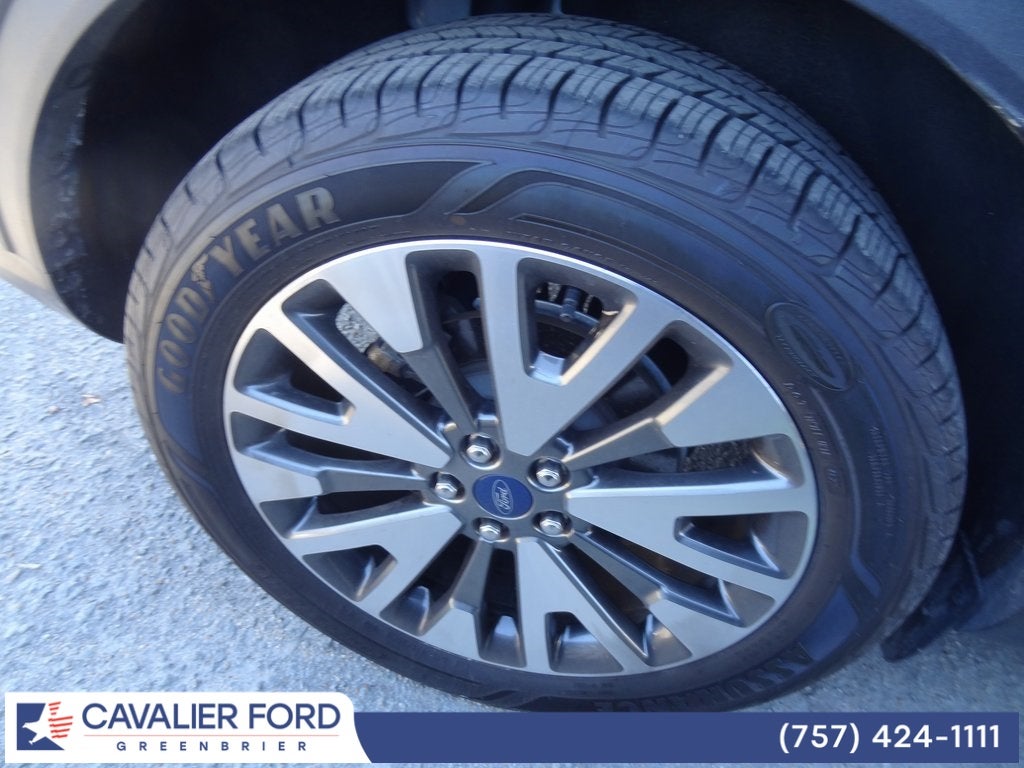 2020 Ford Escape Titanium