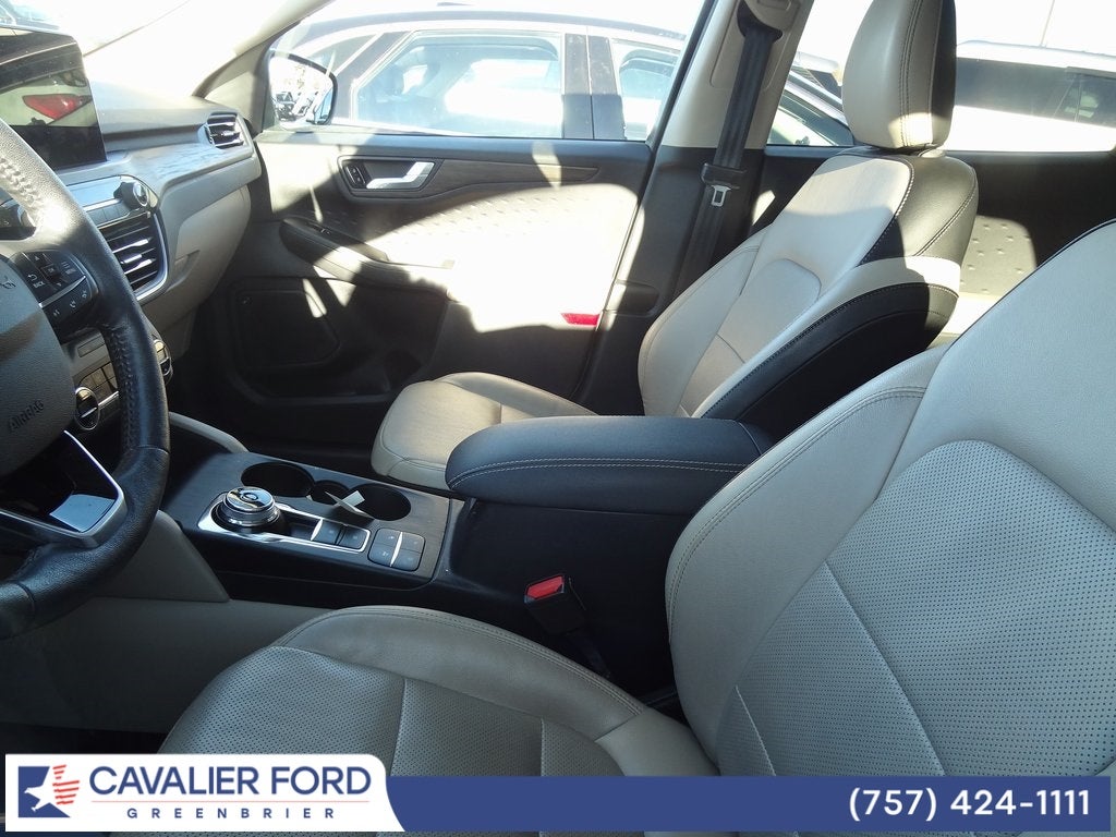 2020 Ford Escape Titanium