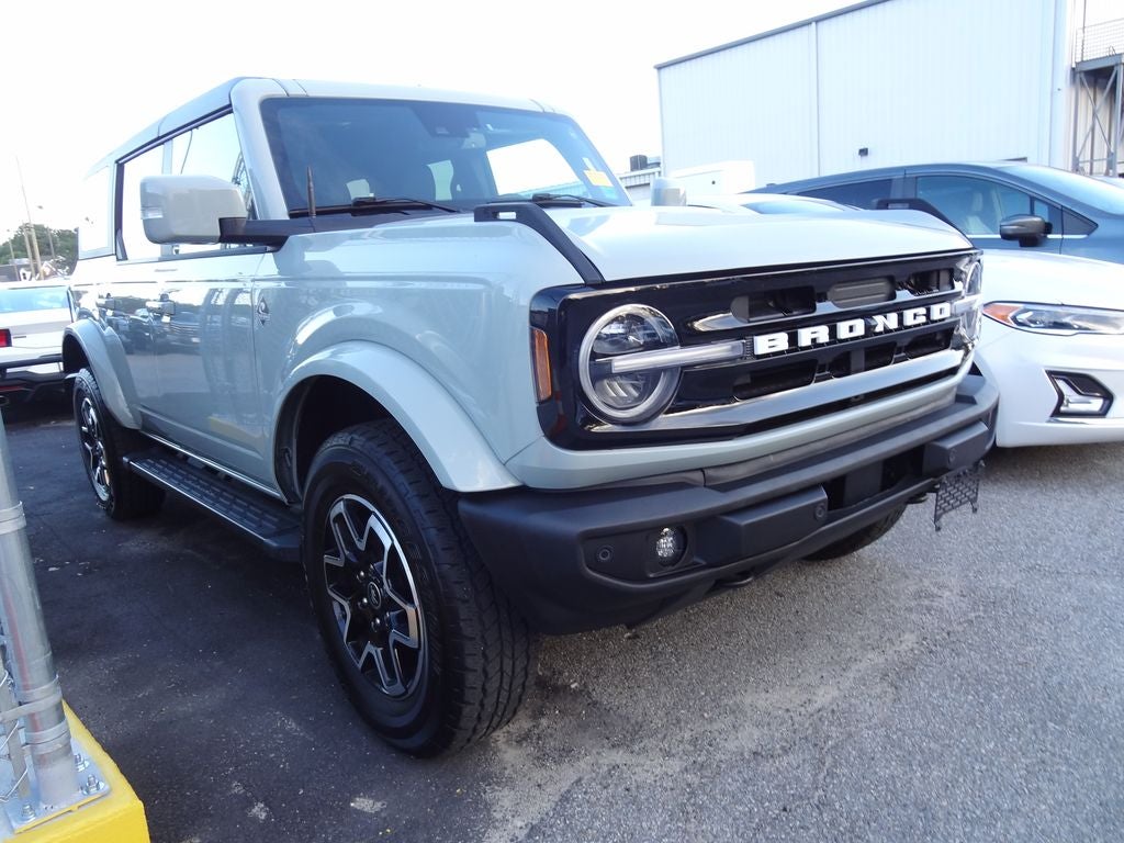 2024 Ford Bronco Outer Banks