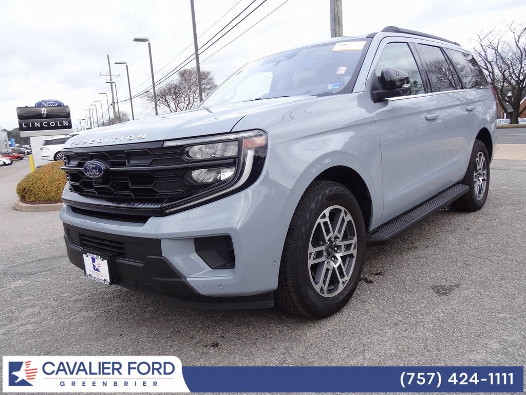 2025 Ford Expedition Active