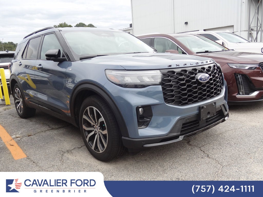 2025 Ford Explorer ST-Line