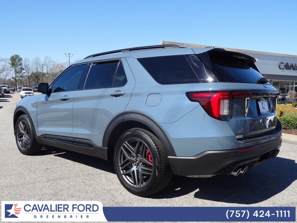 2025 Ford Explorer ST