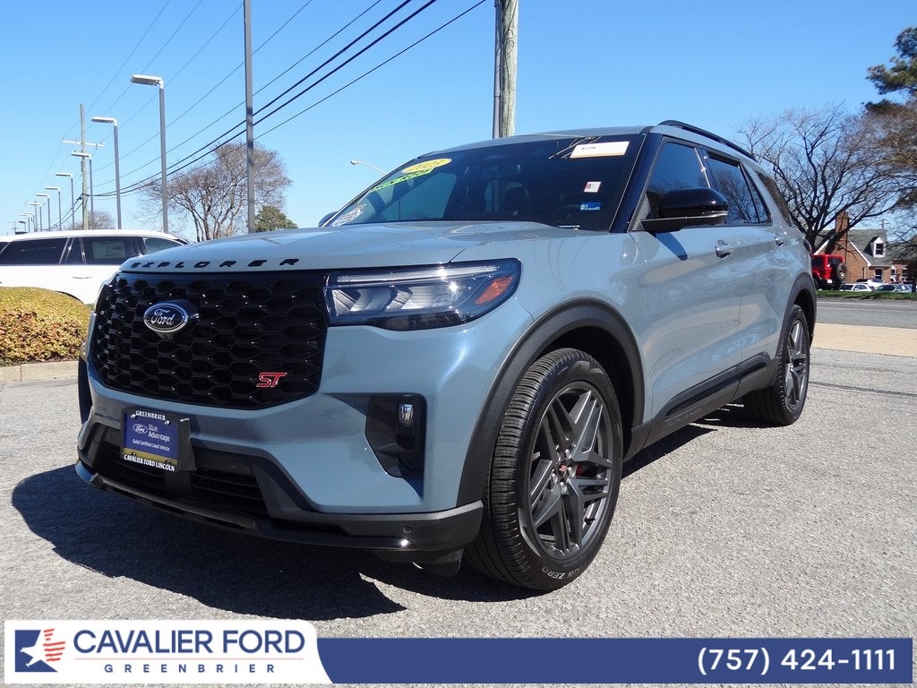 2025 Ford Explorer ST