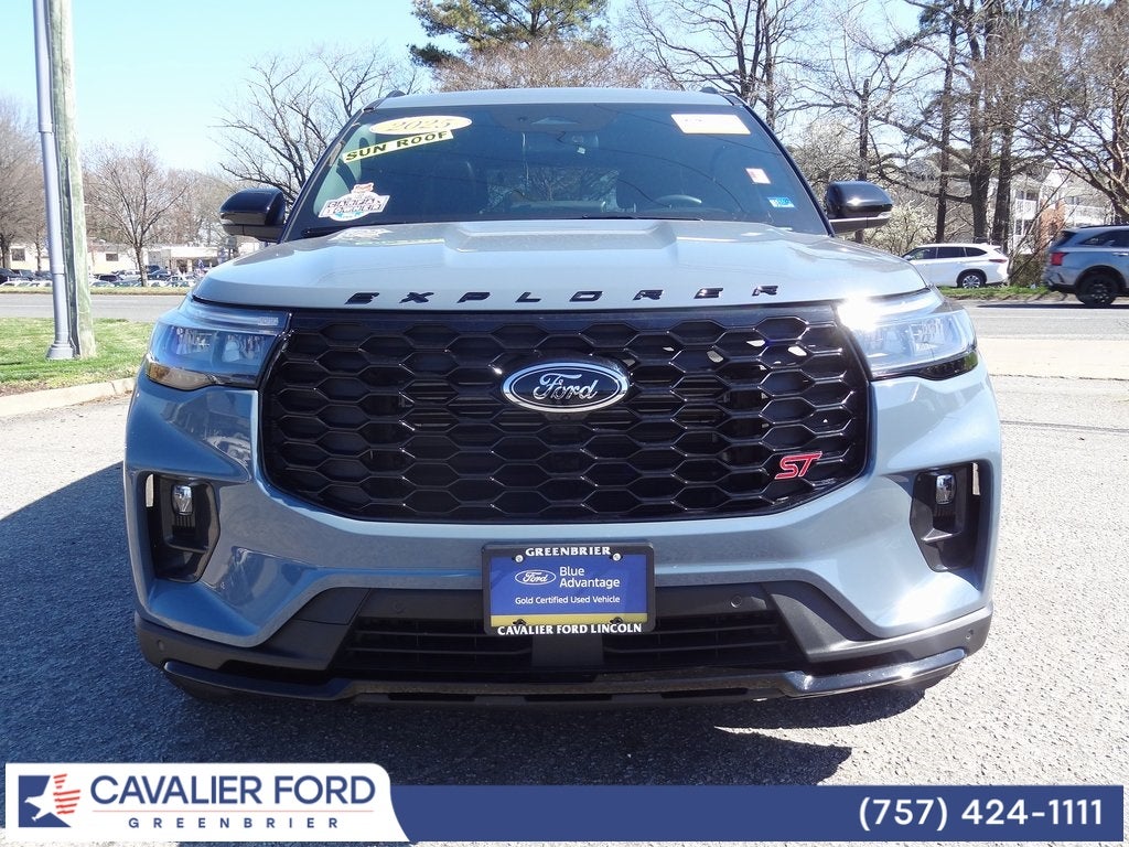 2025 Ford Explorer ST