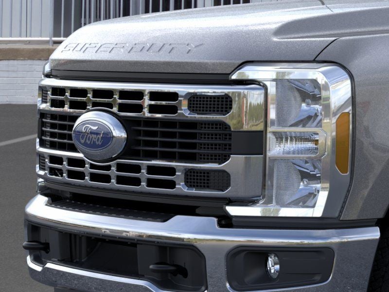 2026 Ford Super Duty F-350® XLT