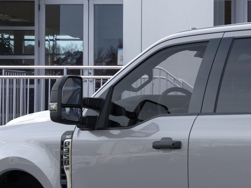 2026 Ford Super Duty F-350® XLT