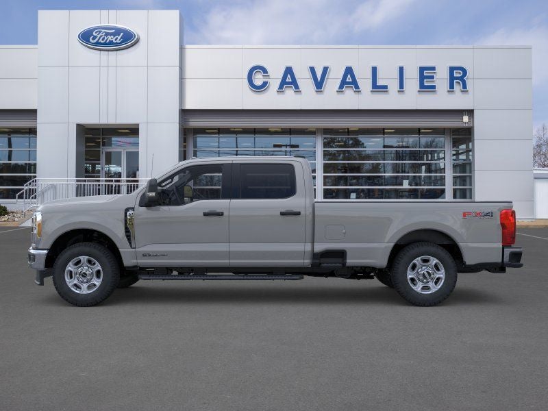 2026 Ford Super Duty F-350® XLT