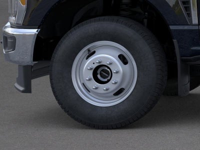 2026 Ford Super Duty F-350® XLT