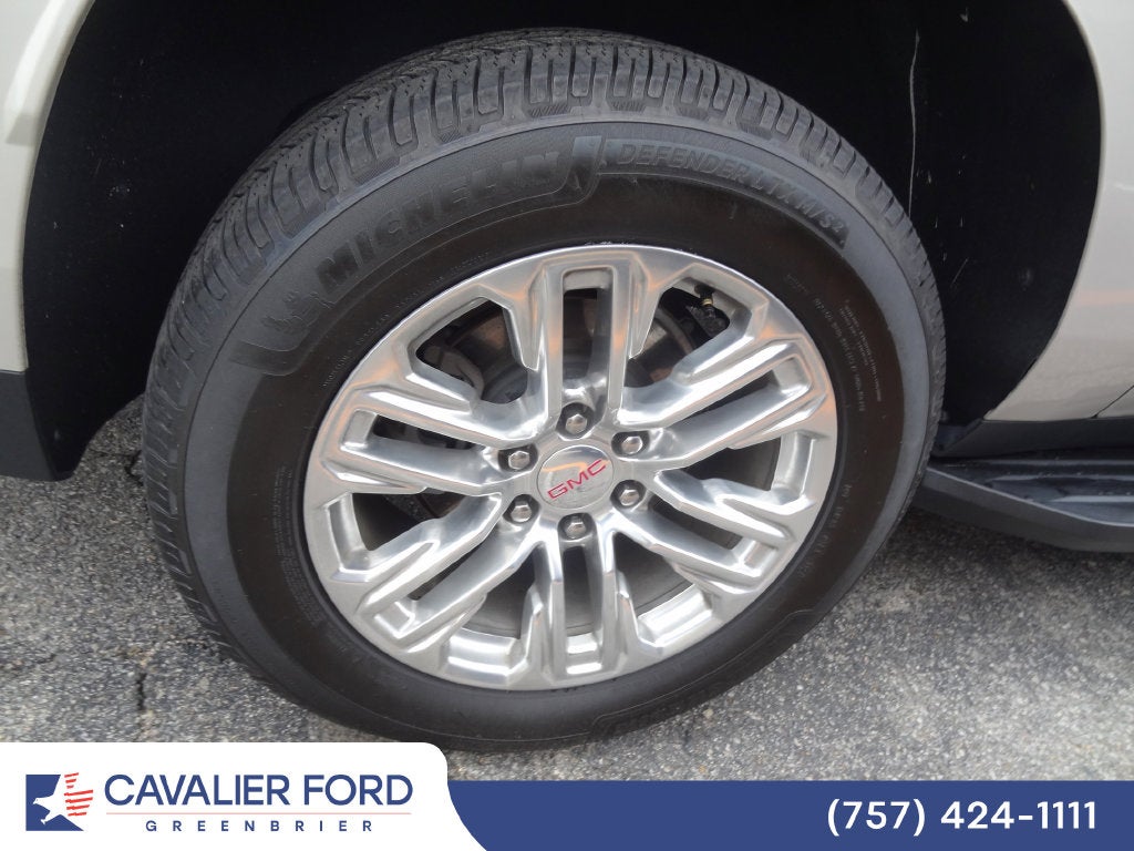 2022 GMC Yukon XL SLT