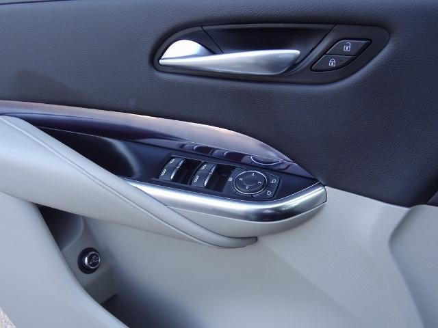 2021 Cadillac XT4 Luxury