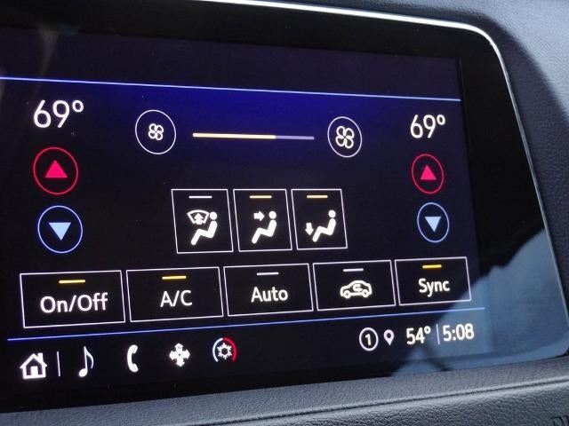 2021 Cadillac XT4 Luxury