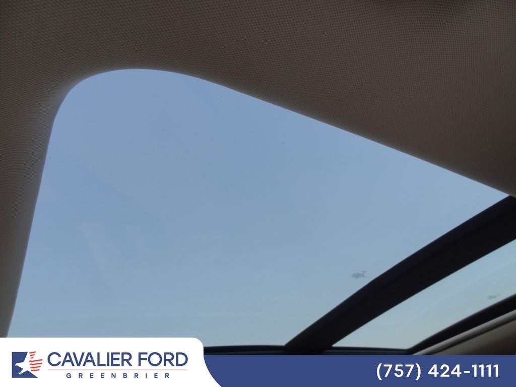 2023 Ford Edge Titanium