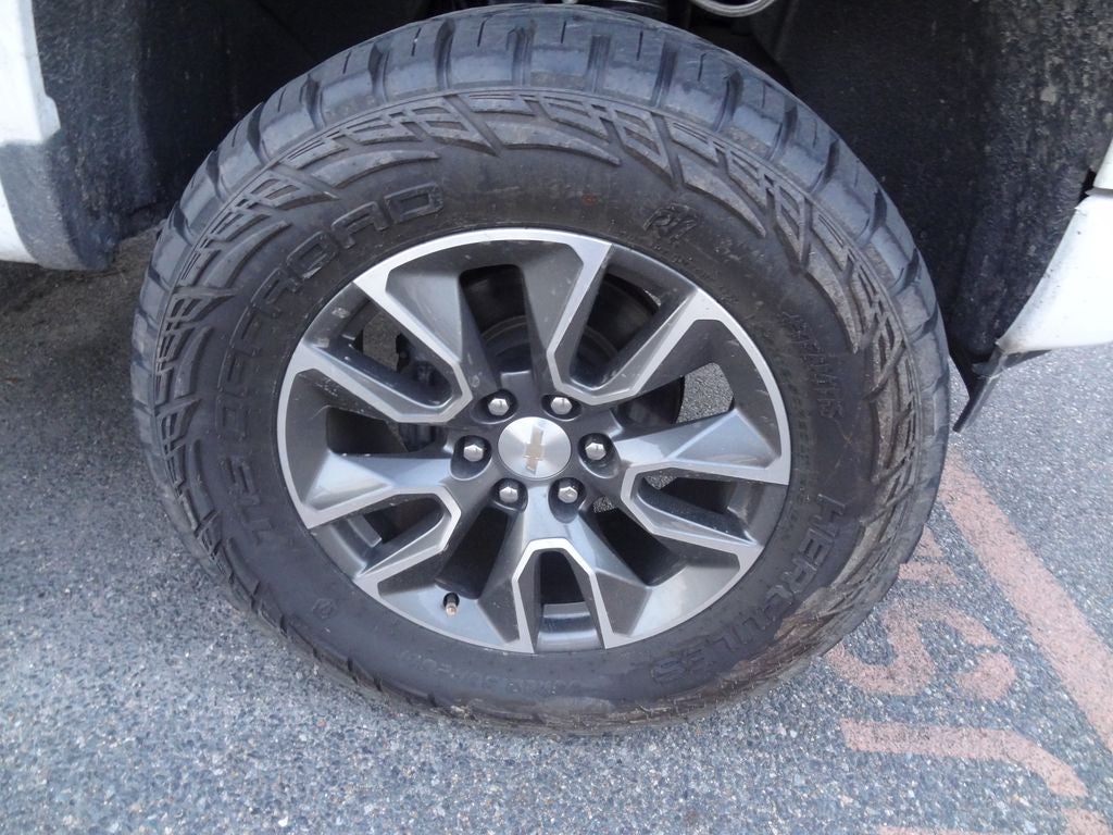 2024 Chevrolet Silverado 1500 LT LT1