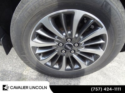 2022 Lincoln Nautilus Standard Standard