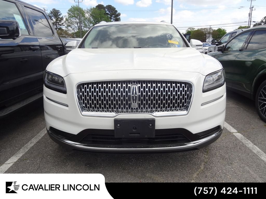 2022 Lincoln Nautilus Standard Standard