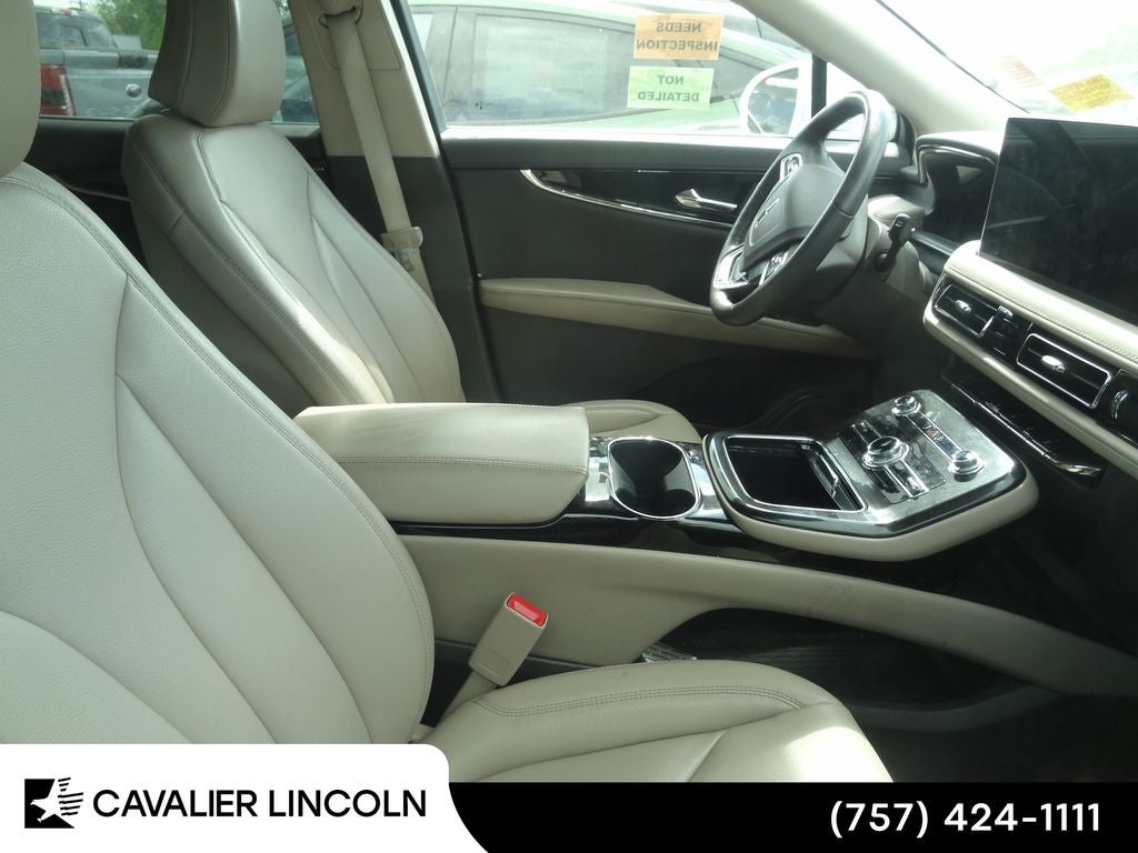 2022 Lincoln Nautilus Standard Standard