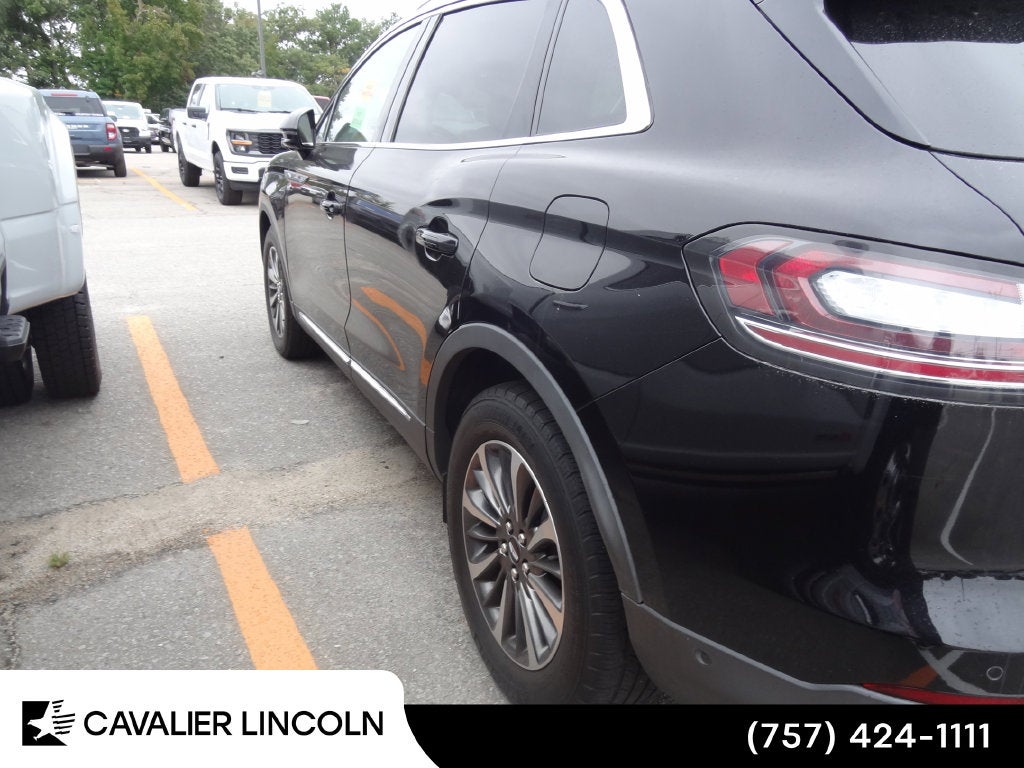 2022 Lincoln Nautilus Reserve