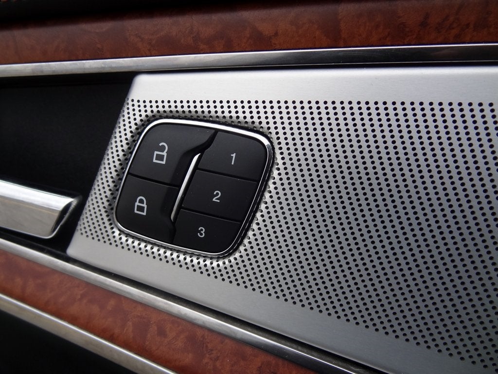 2020 Lincoln Nautilus Black Label