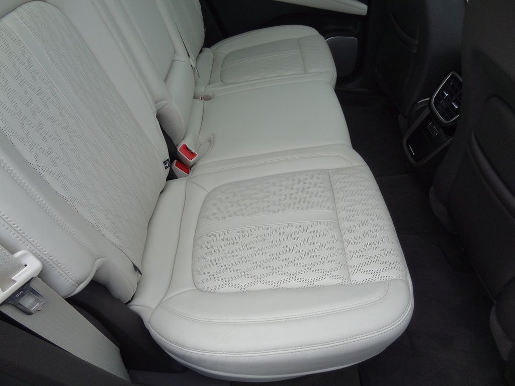 2023 Lincoln Nautilus Black Label