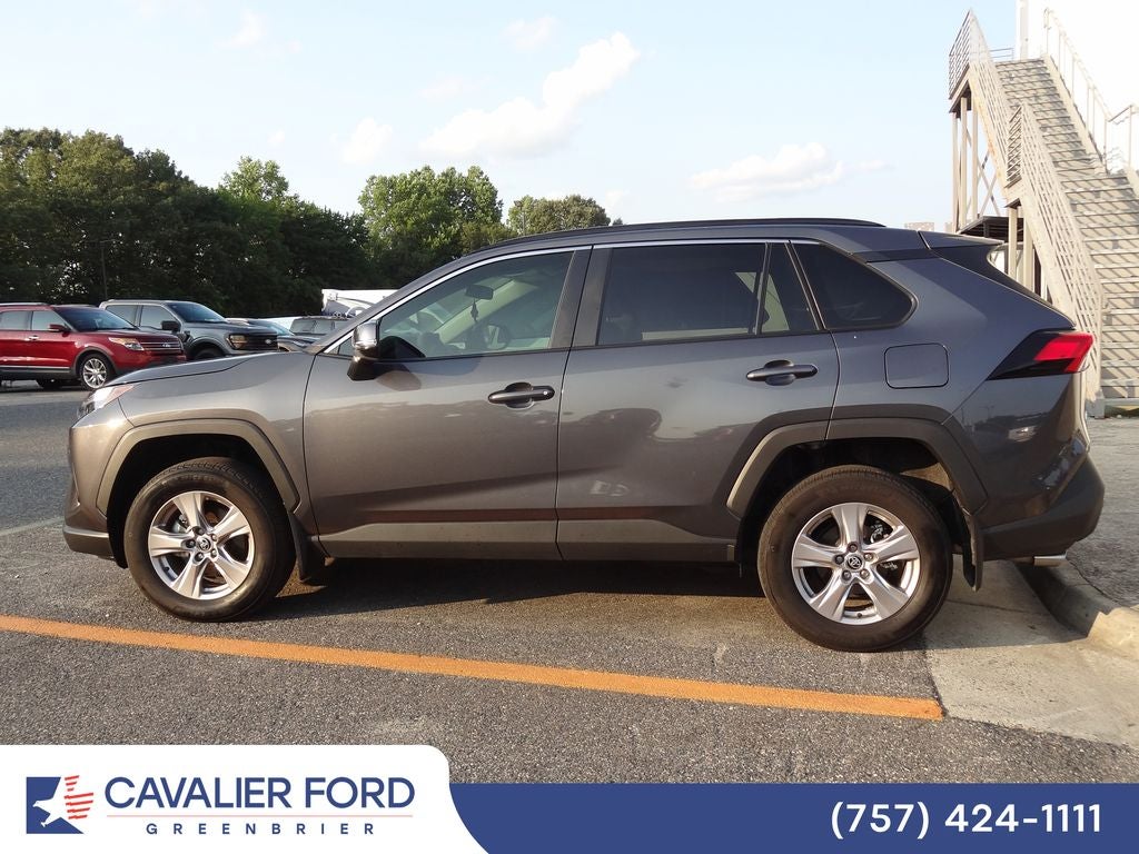 2025 Toyota RAV4 XLE